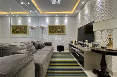 Apartamento &agrave; venda - 133m&sup2; - Meia Praia