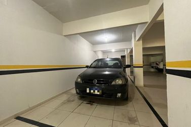 Apartamento &agrave; venda - 156m&sup2; - Meia Praia