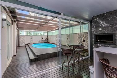 Apartamento &agrave; venda - 182m&sup2; - Pioneiros
