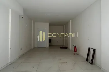 Sala Comercial para alugar - 60m&sup2; - meia praia