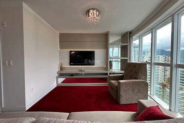 Apartamento &agrave; venda - 202m&sup2; - Meia Praia