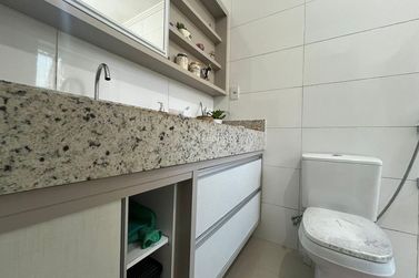 Apartamento &agrave; venda - 156m&sup2; - Meia Praia