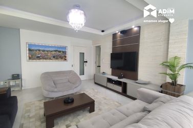 Apartamento para alugar - 160m&sup2; - Centro
