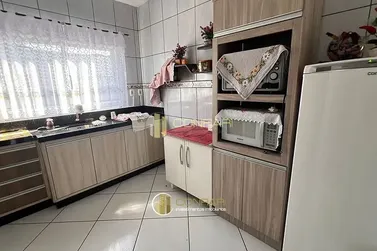 Sobrado &agrave; venda - 80m&sup2; - Morretes