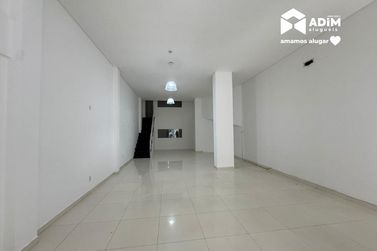 Sala Comercial para alugar - 150m&sup2; - Meia Praia