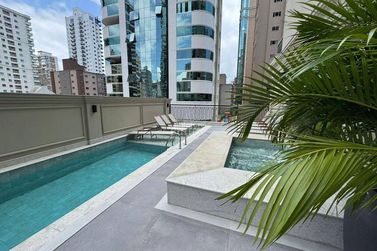 Apartamento &agrave; venda - Meia Praia