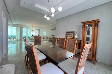 Apartamento &agrave; venda - 350m&sup2; - Meia Praia