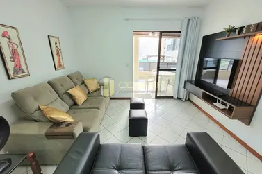 Apartamento &agrave; venda - 137m&sup2; - Meia Praia