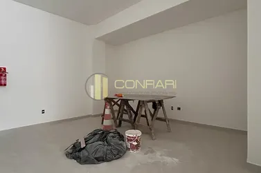 Sala Comercial &agrave; venda - 110m&sup2; - Meia Praia