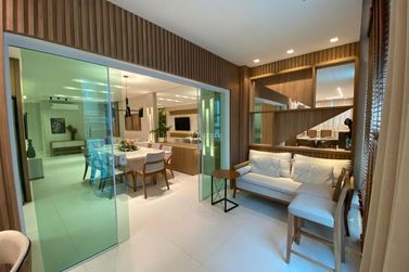 Apartamento &agrave; venda - 141m&sup2; - Meia Praia