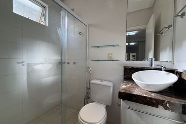 Apartamento &agrave; venda - 107m&sup2; - Meia Praia