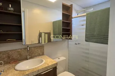 Apartamento para alugar - 80m&sup2; - Meia praia