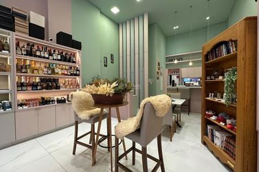 Sala Comercial &agrave; venda - 63m&sup2; - Meia Praia