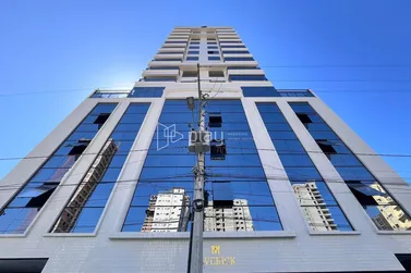 Apartamento &agrave; venda - 87m&sup2; - Meia Praia