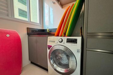 Apartamento &agrave; venda - 180m&sup2; - Meia Praia