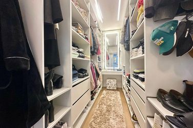 Apartamento &agrave; venda - 415m&sup2; - Meia Praia