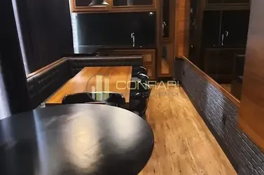 Apartamento &agrave; venda - 123m&sup2; - Meia Praia