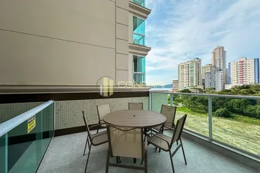 Apartamento &agrave; venda - 193m&sup2; - Meia Praia