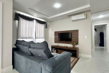 Apartamento &agrave; venda - 86m&sup2; - Meia Praia