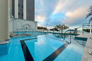 Apartamento &agrave; venda - Meia Praia