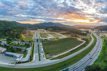 Terreno &agrave; venda - 300m&sup2; - V&aacute;rzea do Ranchinho