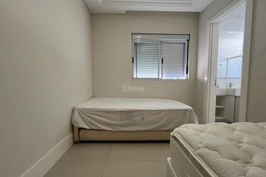 Apartamento &agrave; venda - 132m&sup2; - 