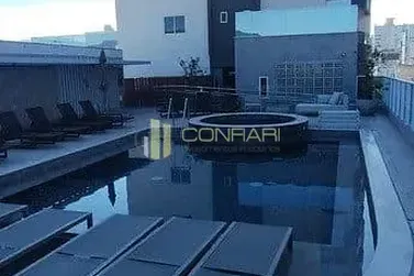 Apartamento &agrave; venda - 128m&sup2; - Meia Praia