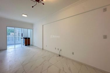 Apartamento &agrave; venda - 70m&sup2; - Morretes