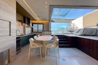 Apartamento &agrave; venda - 264m&sup2; - Meia Praia
