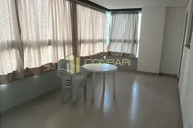Apartamento para alugar - 130m&sup2; - Meia Praia