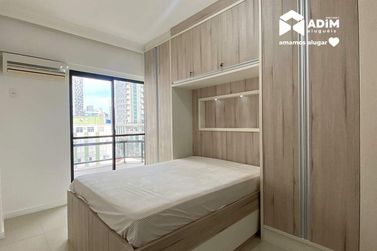 Apartamento para alugar - 125m&sup2; - Centro