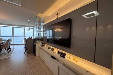 Apartamento &agrave; venda - Meia Praia