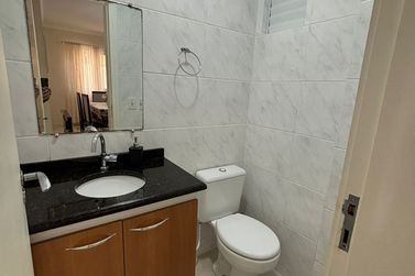 Apartamento &agrave; venda - 134m&sup2; - Meia Praia