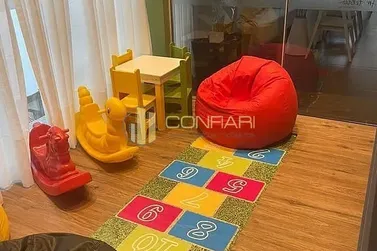 Apartamento &agrave; venda - 145m&sup2; - Meia Praia