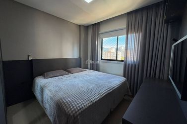 Apartamento &agrave; venda - Meia Praia