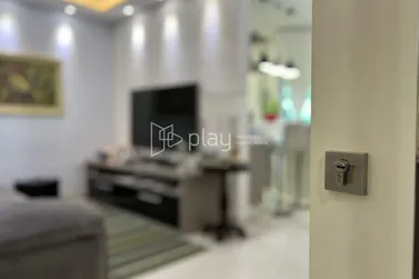Apartamento &agrave; venda - 133m&sup2; - Meia Praia