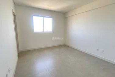Apartamento &agrave; venda - Meia Praia