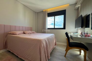 Apartamento &agrave; venda - 93m&sup2; - Centro