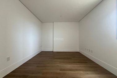 Apartamento &agrave; venda - 243m&sup2; - Canto da Praia