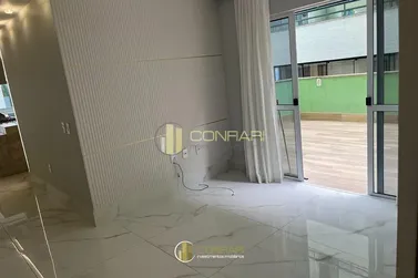 Apartamento &agrave; venda - 235m&sup2; - Meia Praia