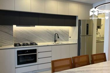 Apartamento para alugar - 121m&sup2; - Meia Praia