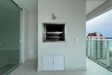 Apartamento &agrave; venda - 197m&sup2; - Meia Praia