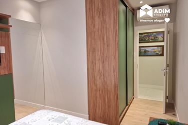 Apartamento para alugar - 132m&sup2; - Meia Praia