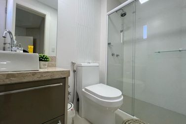 Apartamento &agrave; venda - 171m&sup2; - Meia Praia