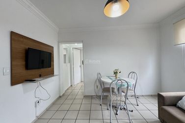 Apartamento &agrave; venda - 52m&sup2; - Centro