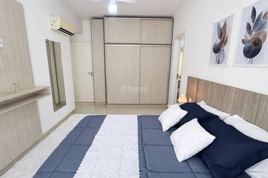 Apartamento &agrave; venda - 213m&sup2; - Meia Praia