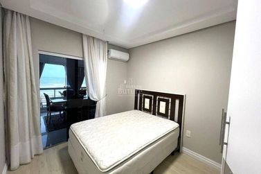 Apartamento &agrave; venda - Meia Praia