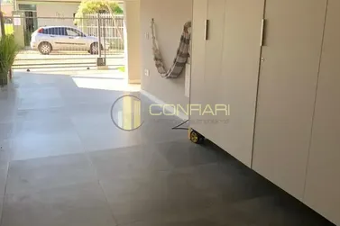 Casa &agrave; venda - 380m&sup2; - Meia Praia