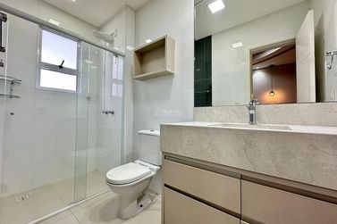 Apartamento &agrave; venda - 300m&sup2; - Meia Praia