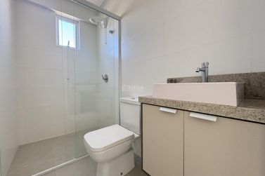 Apartamento &agrave; venda - 129m&sup2; - Meia Praia